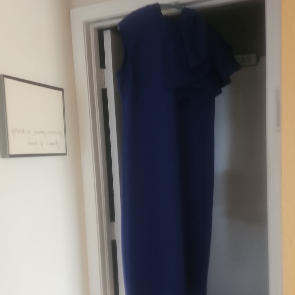 Elegant Blue Sleeveless Dress